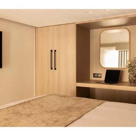 Elegant Apartment- 2br-6p- Le Marais